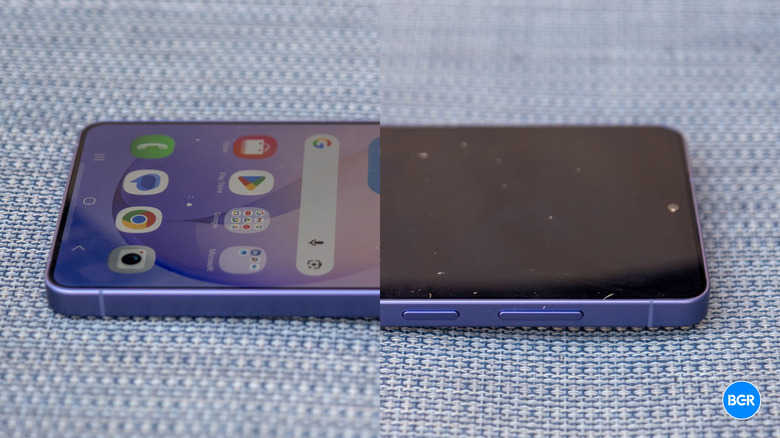 The Samsung Galaxy S26 Ultra screen showing the specialized privacy mode in action.