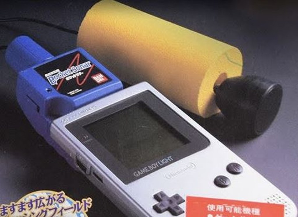 The Game Boy Pocket Sonar accessory used for finding fish underwater.