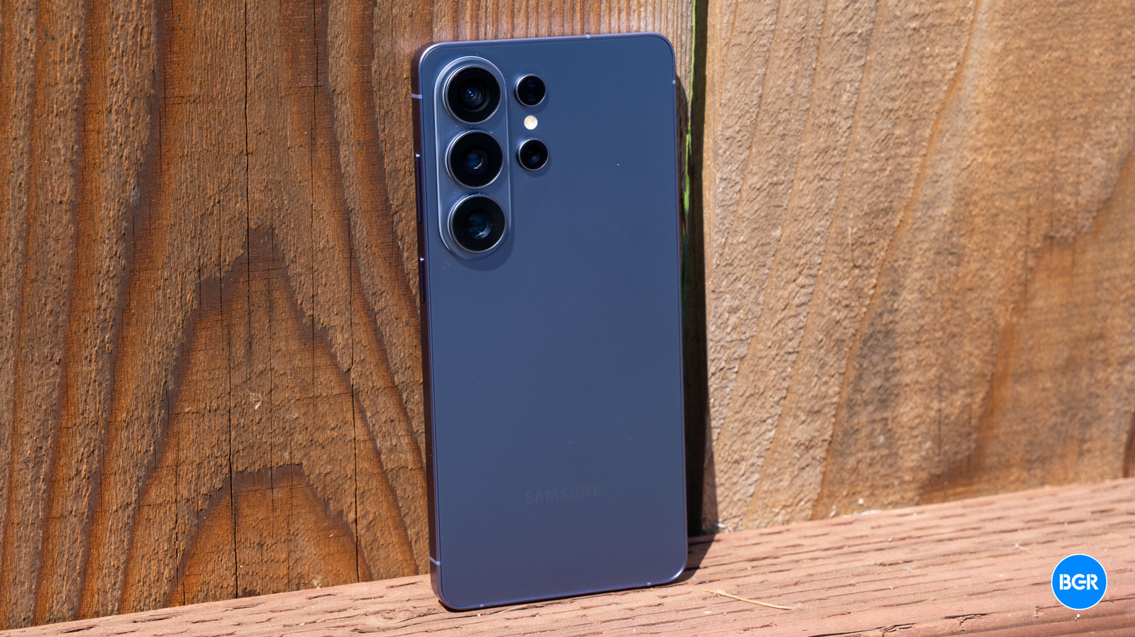 Samsung Galaxy S26 Ultra Review: The Pinnacle of Refined Tech